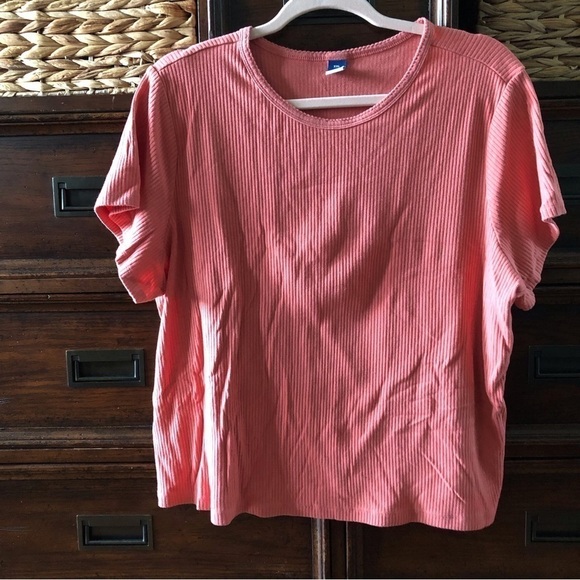Old Navy Coral Rib knit boxy semi-cropped top in size XXL - Picture 1 of 5